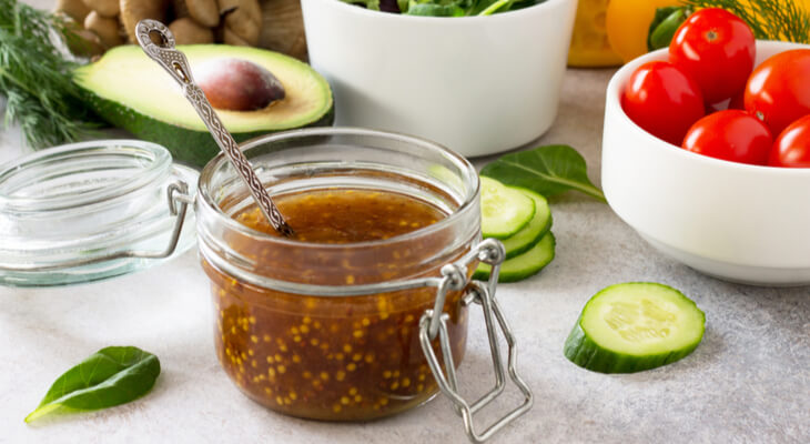 ויניגרט דבש ג'ינג'ר וחמאת בוטנים – חריף מתוק