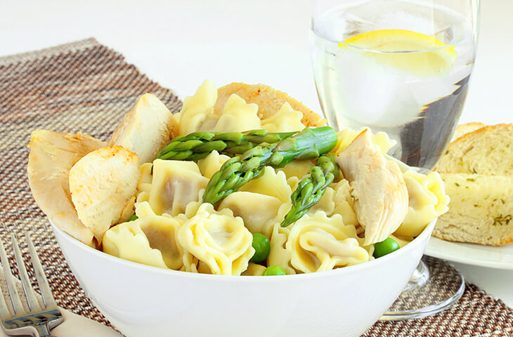 לינגוויני אספרגוס ולימון