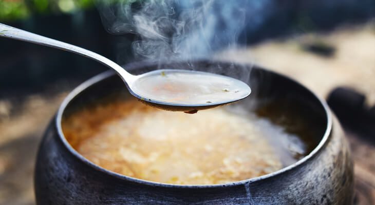 מהשדה אל הקערה: 5 מרקים שיחממו אתכם החורף