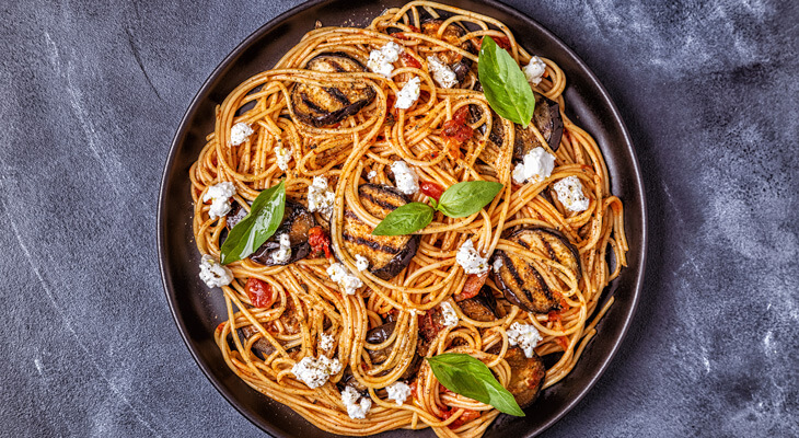 פסטה אלה-גורמה - פסטה עם חצילים