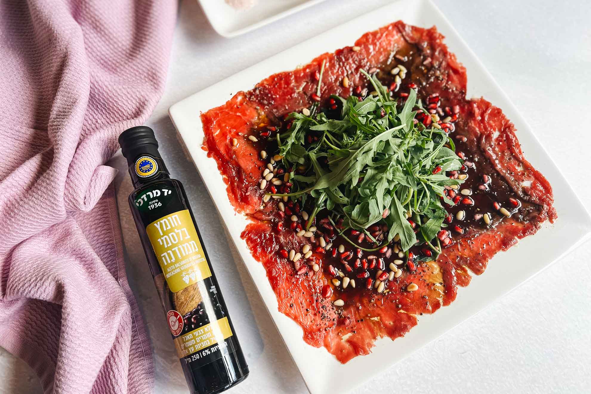 גורמה ב-10 דקות: קרפצ’יו בקר בתיבול עדין ומושלם